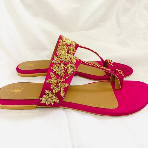 NWT Bright Pink Gold Embroidered Preet Kaur India Designer Sandals Flats 40 - Picture 5 of 7
